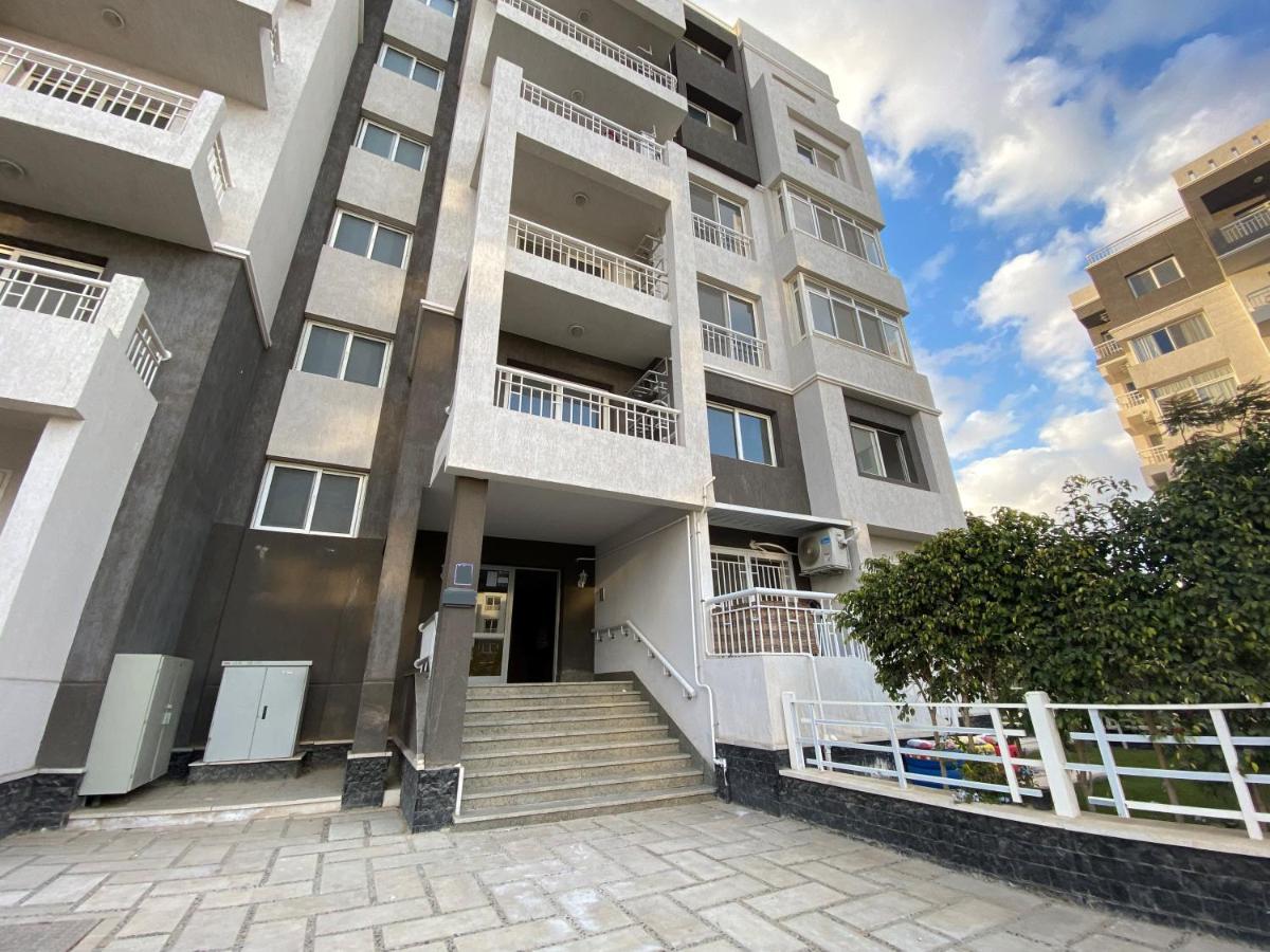 Madinaty Well-Furnished 3- Bedroom Apartment - شقة فندقيه للايجار مدينتي Madinat ash Shuruq Εξωτερικό φωτογραφία